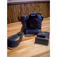 Nikon D7000 + Grip+ Cargador segunda mano  Argentina