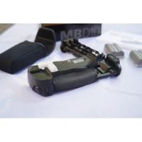 Grip Nikon Mb-d10 Dos Baterias. Para D700 D300s D300, usado segunda mano  Argentina