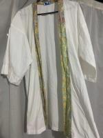 Usado, Kimono Blanco Con Ribete En Colores Ver Medidas segunda mano  Argentina