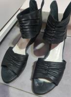 Sandalias De Mujer Color Negro Talle 39, usado segunda mano  Argentina