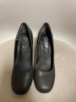 Zapatos Negros Taco Bajo Usados segunda mano  Argentina