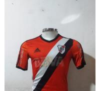 Usado, Camiseta River Suplente Roja 2014 adidas Detalles segunda mano  Argentina