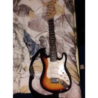 Guitarra Mini Stratocaster Midland Y Amplificador Fender., usado segunda mano  Argentina