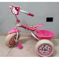 Triciclo Hello Kitty segunda mano  Argentina