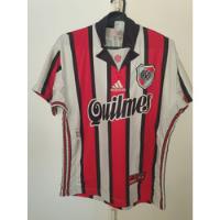 Camiseta River Plate 1999 Tricolor #7 Saviola Talle 2 segunda mano  Argentina