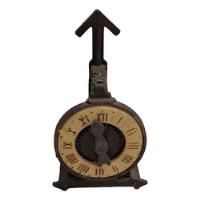 Antiguo Sacapuntas De Metal Simil Reloj Muy Útil  Decorativo segunda mano  Argentina
