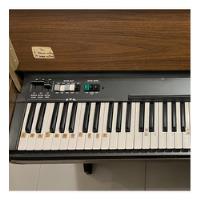 Organo Teclado Yamaha Cn-70 Vintage Con Mueble De Madera  segunda mano  Argentina