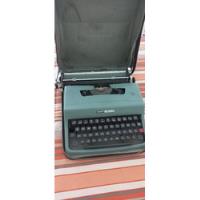 Maquina De Escribir Olivetti -lettera 32, usado segunda mano  Argentina