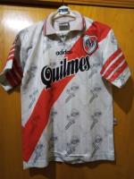 Camiseta De River Plate Mod 1997 Tricampeonato Y Supercopa segunda mano  Argentina