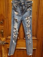 Jeans Mujer American Eagle Talle 2 Roturas., usado segunda mano  Argentina