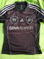 Camiseta River Negra Talle 10  segunda mano  Argentina