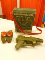 Antiguo Set Combate, Pistola Laser, Espacial,mochila.60s segunda mano  Argentina