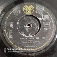 Simple Elton John Djm Record C16 segunda mano  Argentina