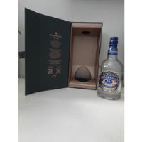 Caja Y Botella  Vacía  De Whisky Chivas Regal Ultis-18 Años- segunda mano  San Isidro
