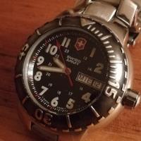 Reloj Diver Swiss Army Victorinox (330 Feet) Swiss Coleccion segunda mano  Argentina