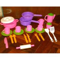 Set De Cocina De Plástico Juguete Para Niños De 27 Piezas  segunda mano  Argentina