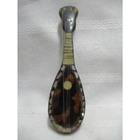 Antiguo Adorno Instrumento Musical Mandolina Miniatura Nácar, usado segunda mano  Argentina