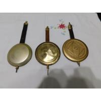 Pendulos Antiguos  De Reloj De Pared Bronce Y Madera, usado segunda mano  Argentina