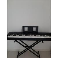 Yamaha 45 B Piano Digital 78 Teclas Con Funda Y Soporte segunda mano  Buenos Aires