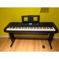 Piano Digital Yamaha Dgx670 88 Teclas Portable Ritmos segunda mano  Argentina
