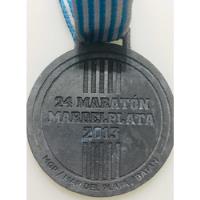 Medalla Deportiva 24 Maratón Mar Del Plata 2013  Batán Mgp segunda mano  Argentina