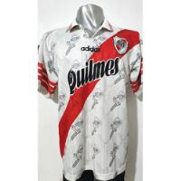 Camiseta De River Plate adidas 1997. Talle 4 segunda mano  Argentina