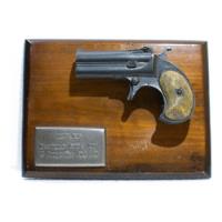 Pistola Adorno Remington Réplica En Marco De Madera 19 X 14 , usado segunda mano  Argentina