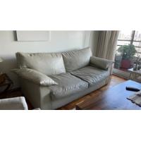 Sofa De Cuero Color Hueso - Muy Buenas Condiciones, usado segunda mano  Argentina