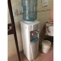 Dispenser De Agua Frio / Calor Para Bidón Marca Ushuaia segunda mano  Ciudad Autónoma de Buenos Aires