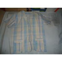 Pijama Casaca Con Botones  Y Short De Niño Talle 12, usado segunda mano  Almagro